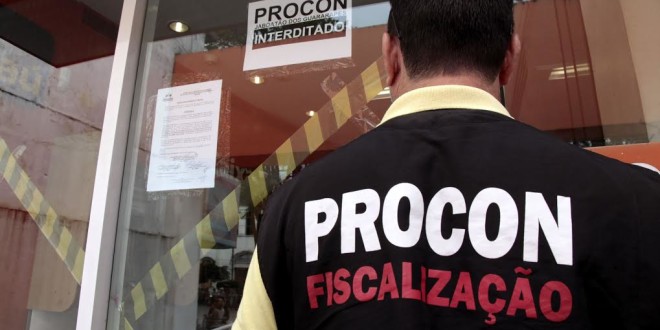 Leia mais sobre o artigo Procon interdita mais uma agência do Banco Itaú